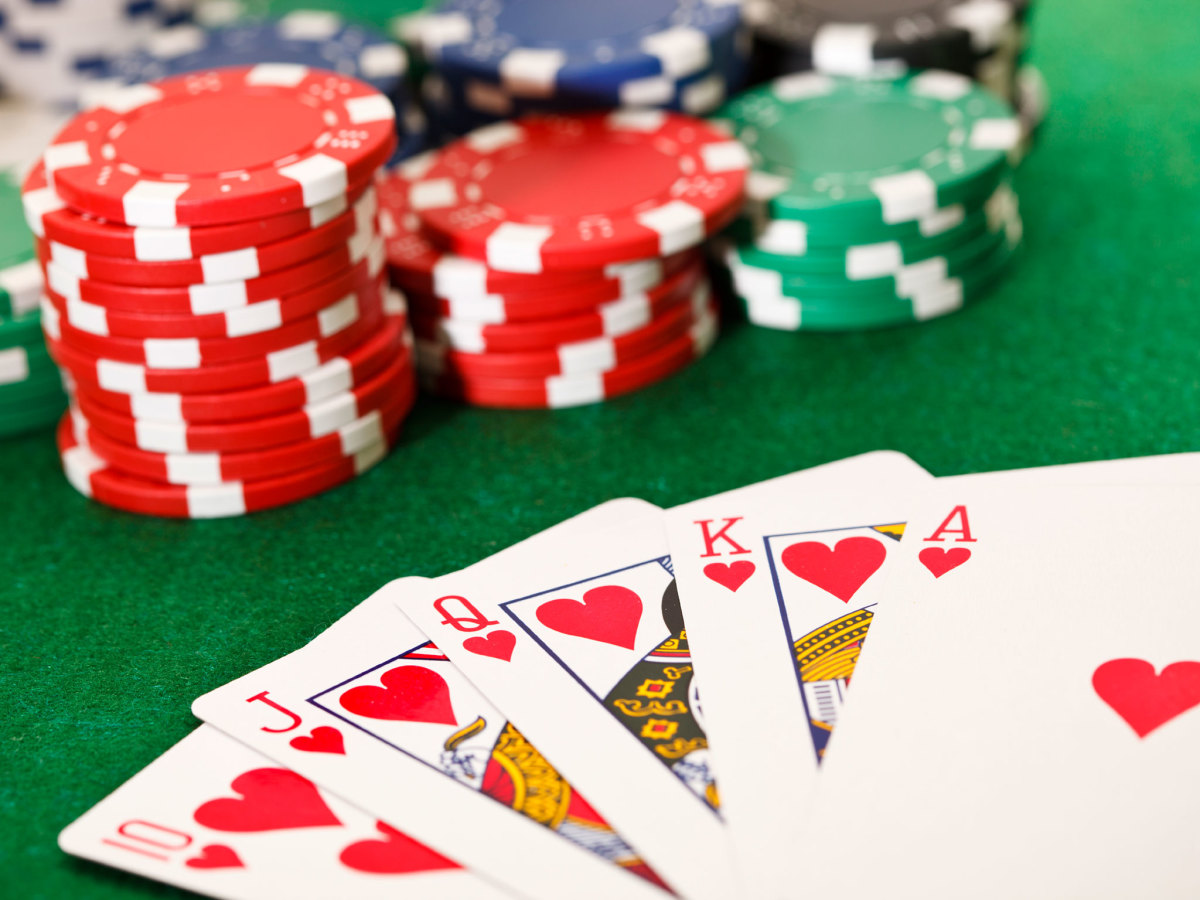 Luật chơi Game poker five88 online mà ai cũng cần biết